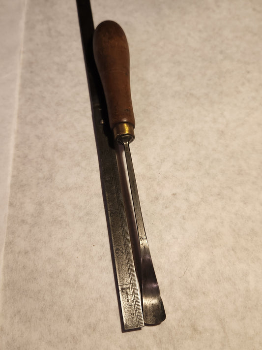 Marked 9/16" Shallow Sweep Spoon Gouge