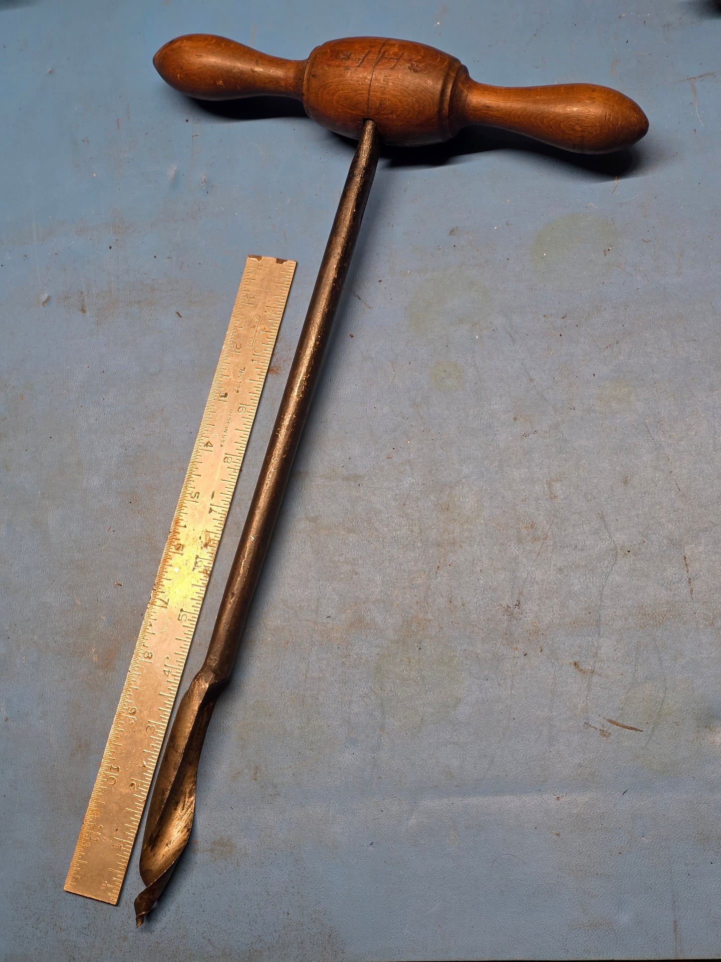 Early M. Bachman 13/16 T Handle Auger